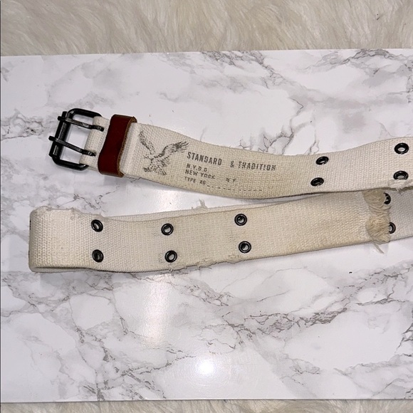 American Eagle Canvas Belt size medium - Picture 1 of 4